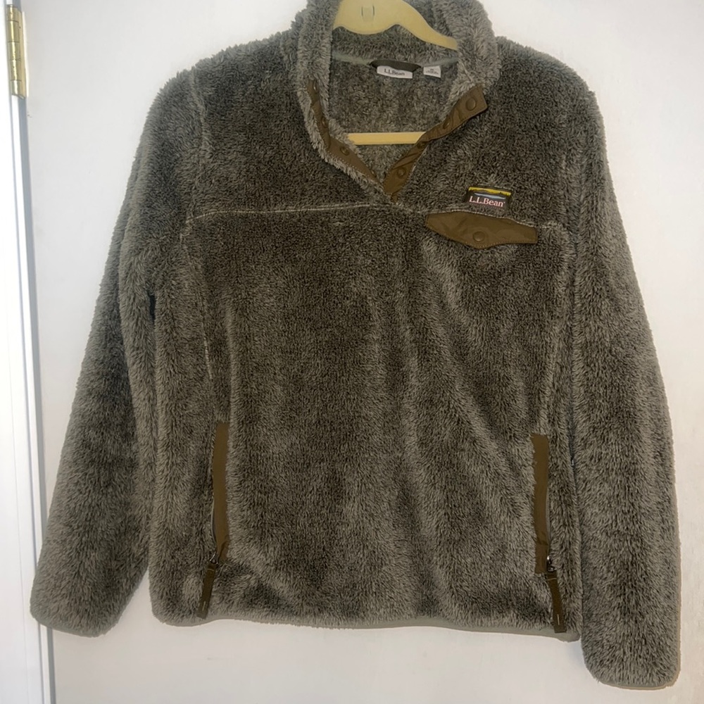 LL Bean pull over